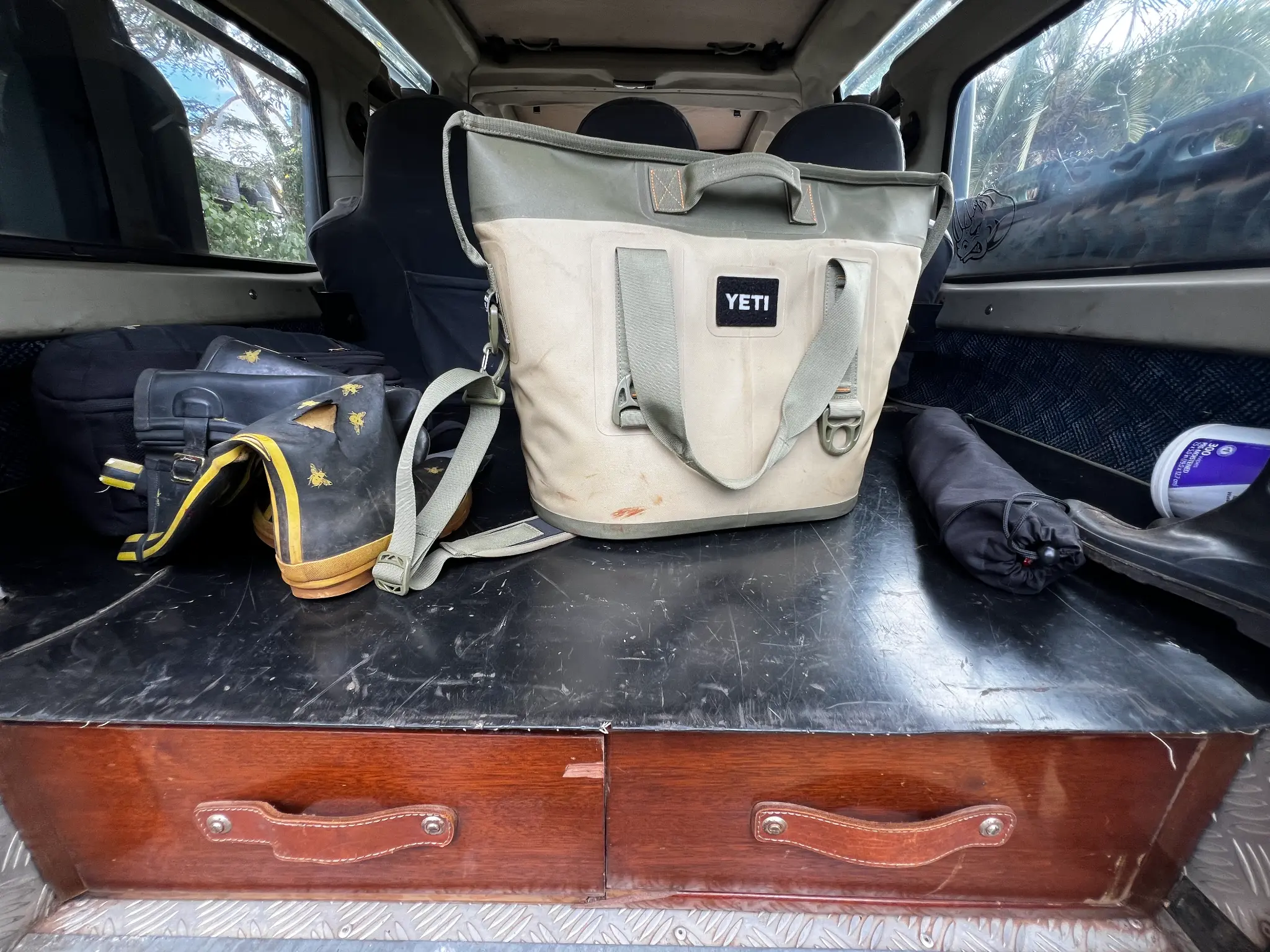 Expedition kit and storage
